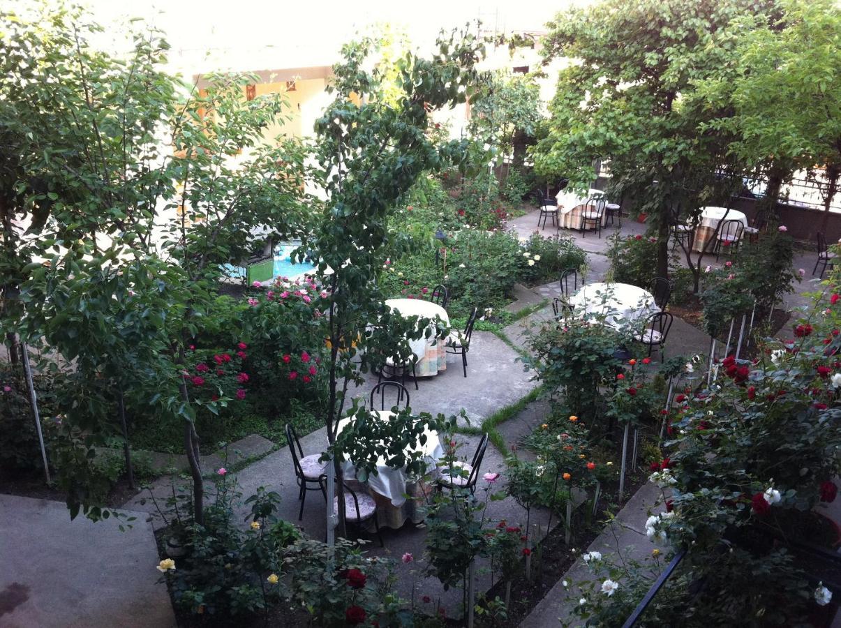 Hostel Tropical Drobeta Turnu Severin Luaran gambar