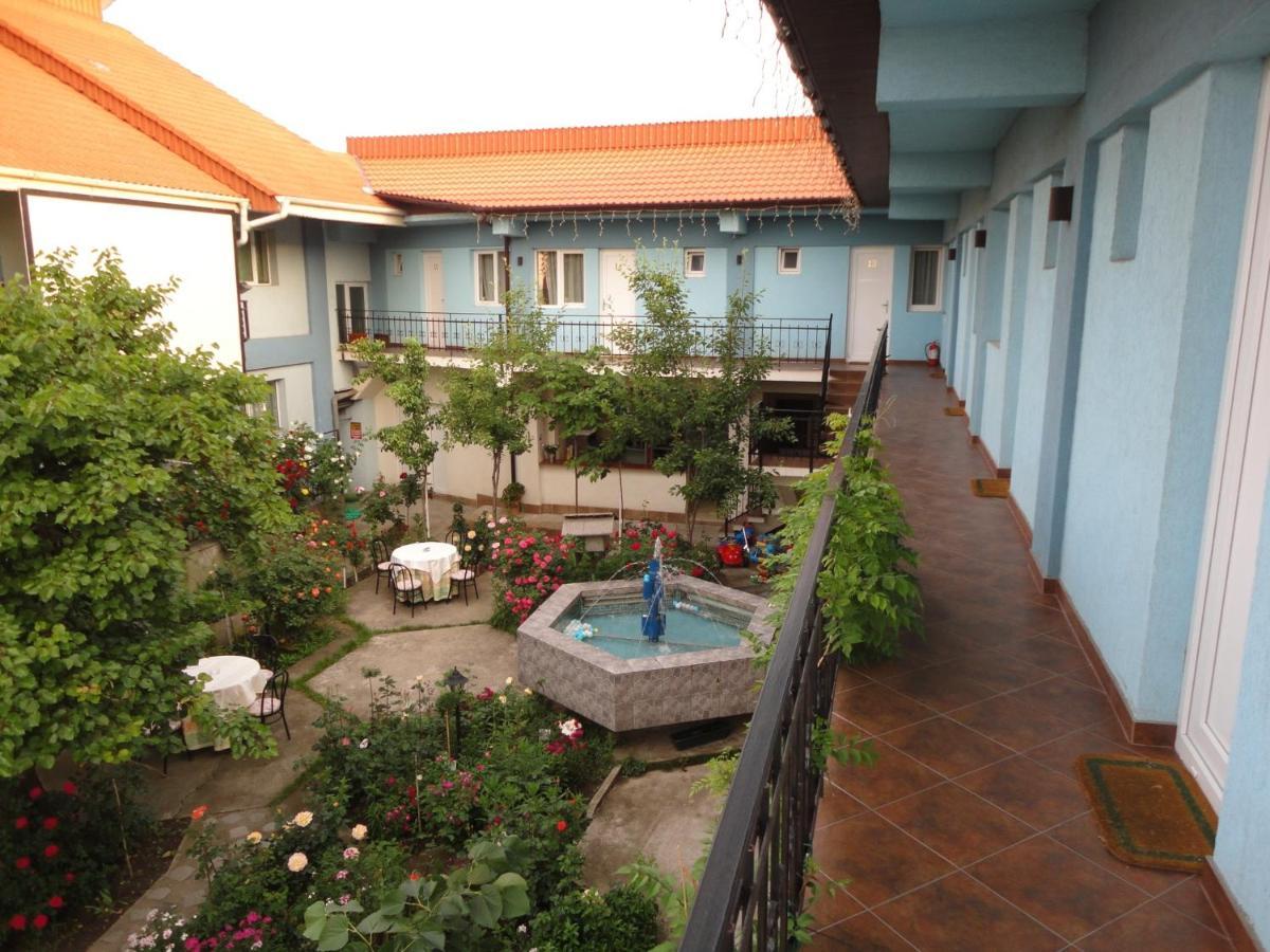 Hostel Tropical Drobeta Turnu Severin Luaran gambar