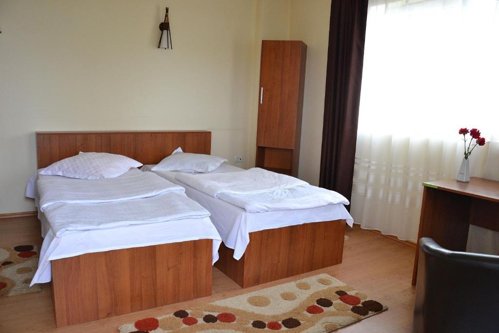 Hostel Tropical Drobeta Turnu Severin Luaran gambar
