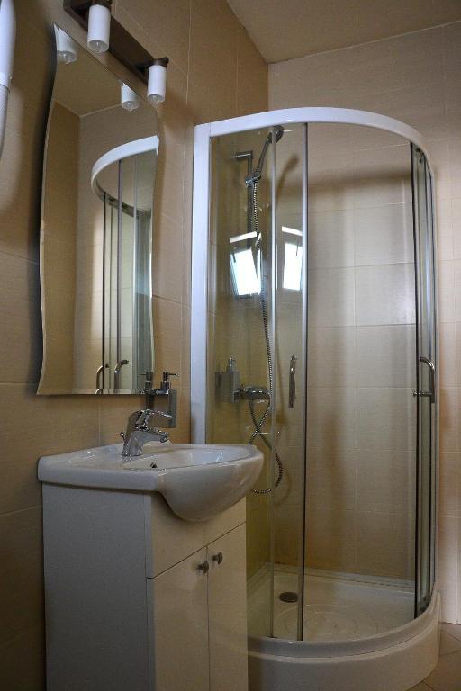 Hostel Tropical Drobeta Turnu Severin Luaran gambar