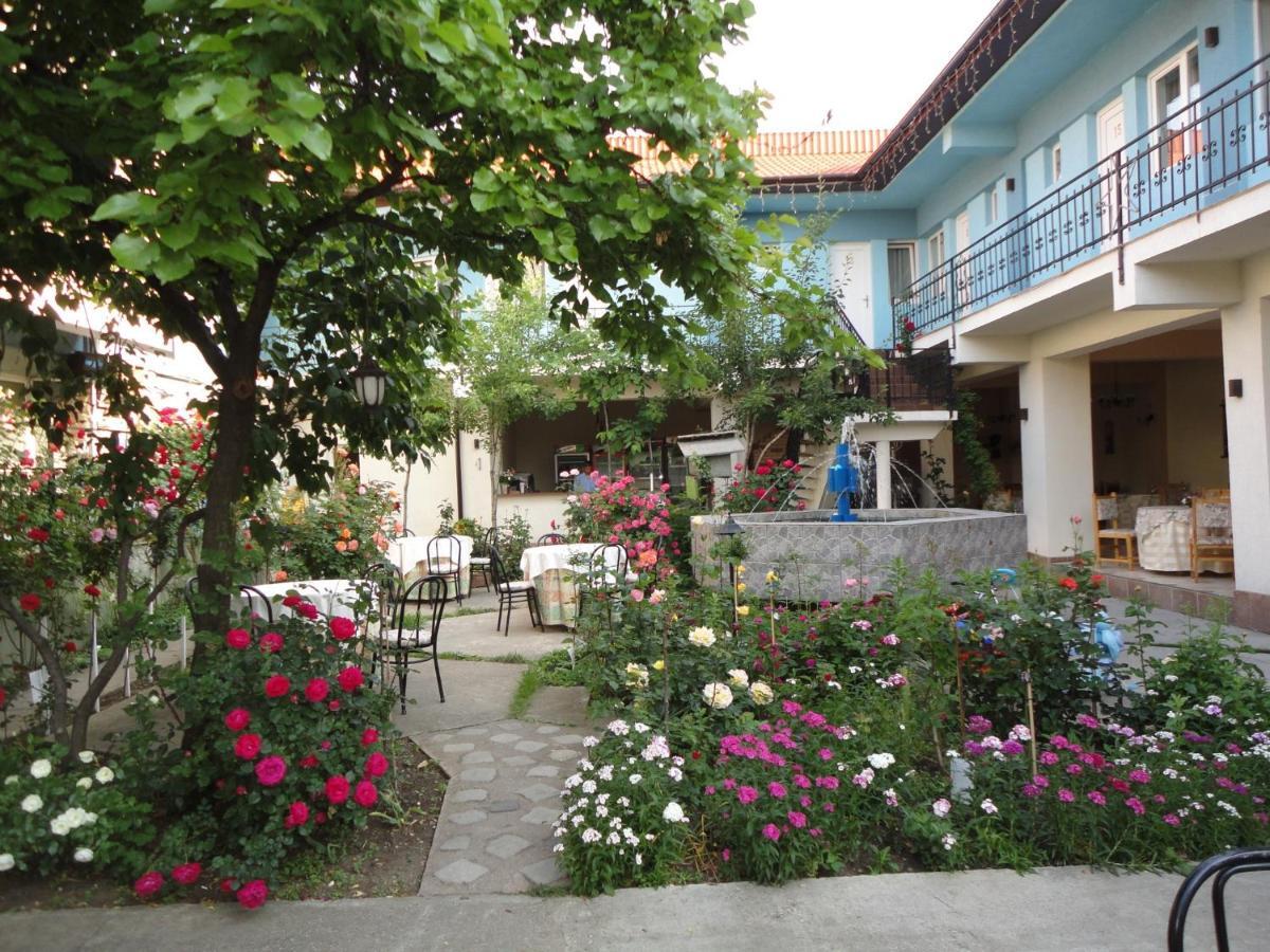 Hostel Tropical Drobeta Turnu Severin Luaran gambar